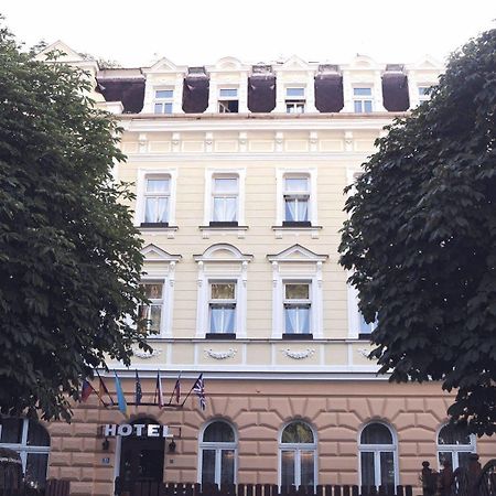 Hotel St.Michael 카를로비바리 외부 사진