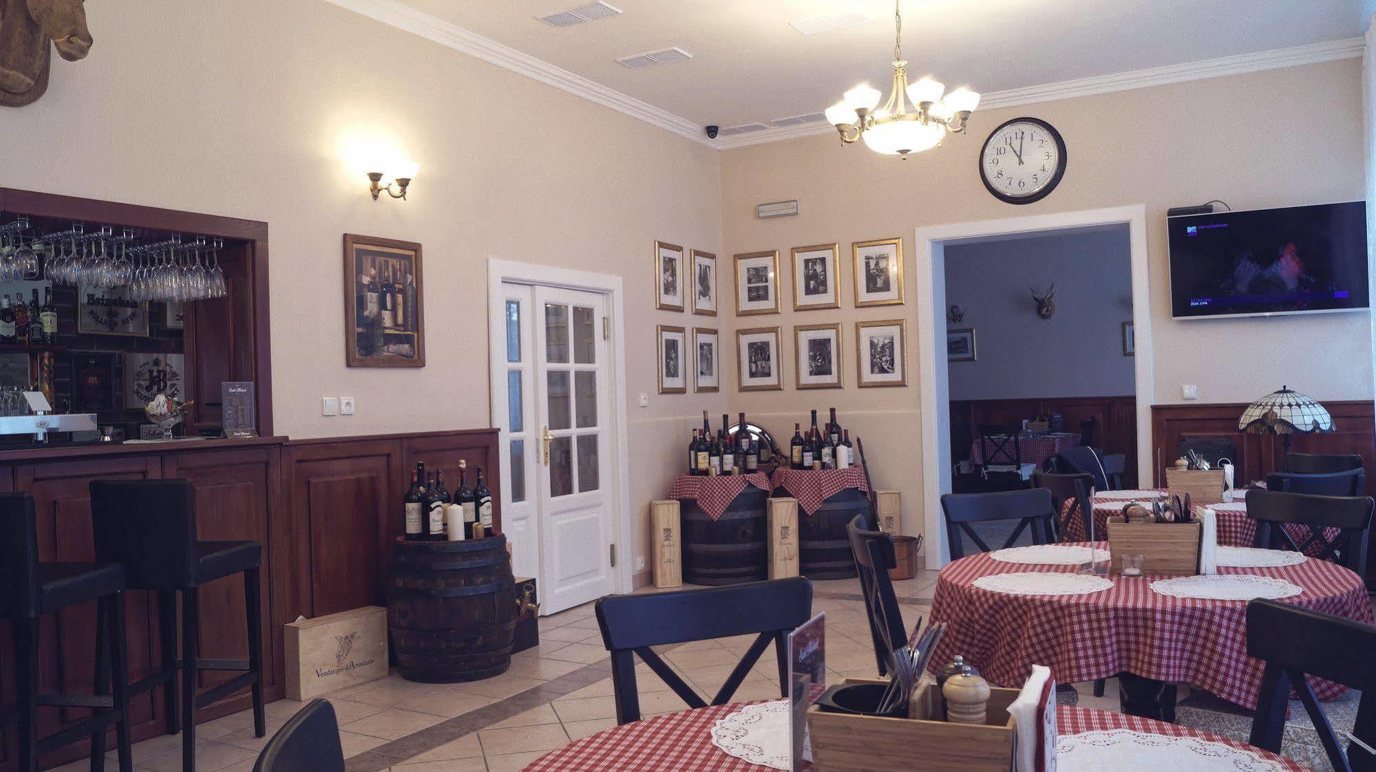 Hotel St.Michael 카를로비바리 외부 사진