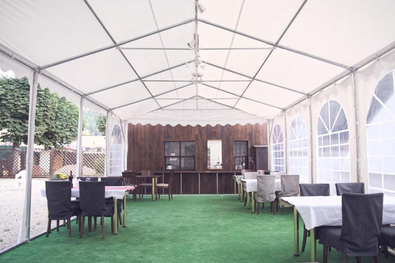 Hotel St.Michael 카를로비바리 외부 사진